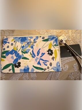 Kate Spade Floral Wristlet